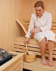 Lets have a look at an all female mature sauna